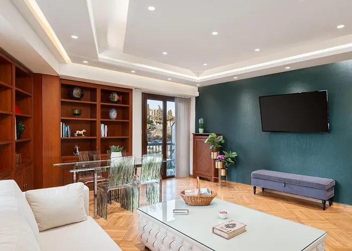 Acropolis Prestige Residence